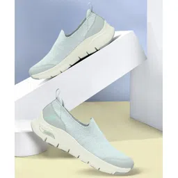 Skechers Womens ARCH FIT - QUICK START Light Grey Casual Slip On Shoe Slip On Sneakers For Women