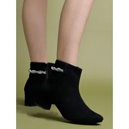 Smart Casual Zip Detailed Black Boots For Women & Girls Boots For Women
