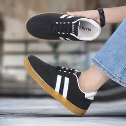 Sneakers For Women