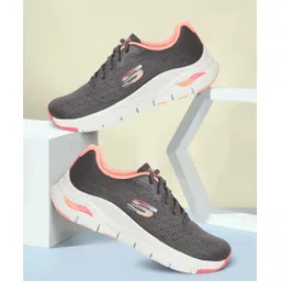 Sneakers For Women