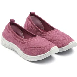 Sneakers For Women
