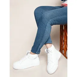Sneakers For Women