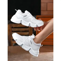 Sneakers For Women