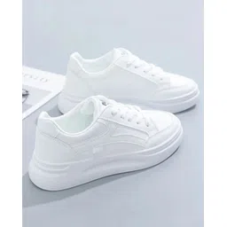 Sneakers For Women