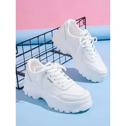 Sneakers For Women
