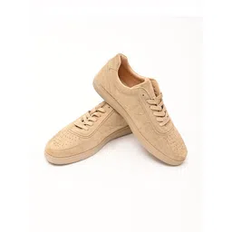 Snitch Men Beige Casual Shoes