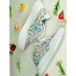 sole mates Women Printed Sneakers Casual Shoes