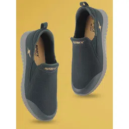 Sparx Men Textured Slip-On Running Shoes