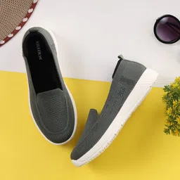 Sports Shoes Walking Shoes For Women