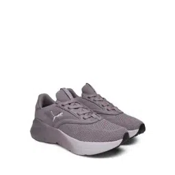 Sports Shoes with Mesh upper