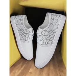 Spotwalk Men Canvas All-Rounder Running Shoes