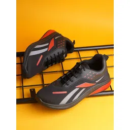 Spotwalk Men Mesh Running Shoes