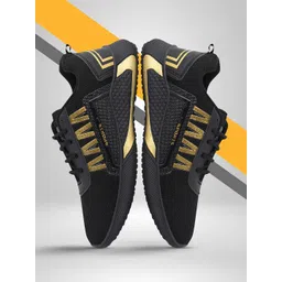 Spotwalk Men Mesh Running Shoes