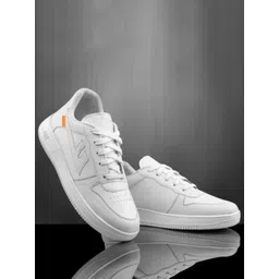 Spotwalk Men Sneakers