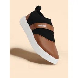 SPRENGE Men Lightweight Round Toe Colourblocked Slip-On Sneakers