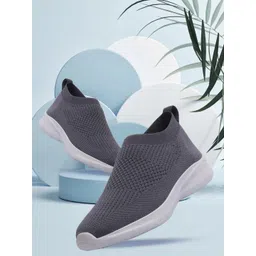 SPRENGE Men Woven Design Slip-On Sneakers
