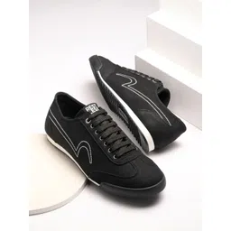 SPYKAR Men Textured Comfort Insole Contrast Sole Lace-Ups Sneakers