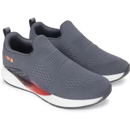 STING Walking Shoes For Men