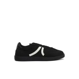 Styli Men's Black Sneakers