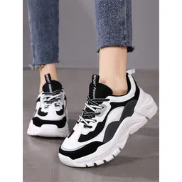 Stylish Casual Sports Shoe Sneakers Sneakers For Women