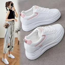 STYLISH GRACEFUL WALKING TRAINING AND GYM SPORT SHOES FOR GIRLS AND WOMEN Running Shoes For Women