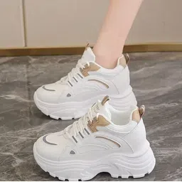 Stylish Shoes Sneakers Casual Sports Gym Shoes Sneakers For Women