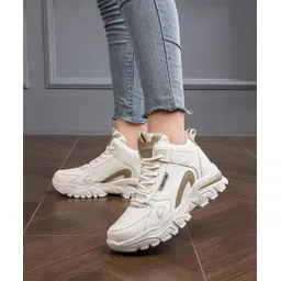 Stylish Sneakers Shoes for Women And Girls Sneakers For Women