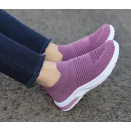 Stylish Walking Partywear Sneakers Casual Shoes Walking Shoes For Women
