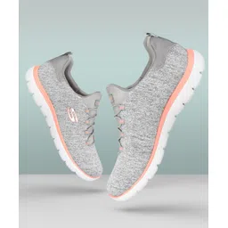 Summits - Quick Getaway Running Shoes For Women