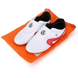 Taekwondo Shoes, Unisex Wear Resistant Kung Fu Tai Chi Shoes for Children and Adults Sport Gym Shoes Accessory
