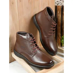 Teakwood Leathers Men Laced Up Leather Boots