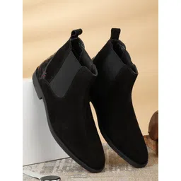 Teakwood Leathers Men Textured Block Heeled Chelsea Boots