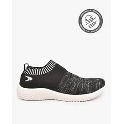 Textured Slip-on Walking Shoes