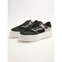 THE BEAR HOUSE Men Colourblocked Round Toe Lace-Ups Sneakers