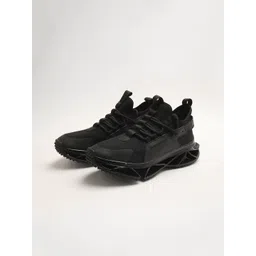 THE BEAR HOUSE Men Textured Round Toe Lace-Ups Sneakers