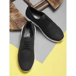 The Indian Garage Co Men Round Toe Lace-Ups Sneakers