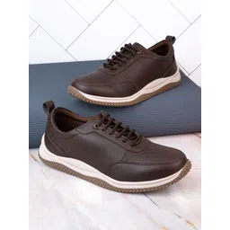 The Roadster Lifestyle Co. Men Casual Lace-Up Sneakers