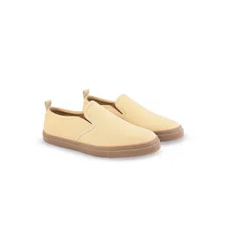 The Roadster Lifestyle Co Men Casual Slip-On Sneakers