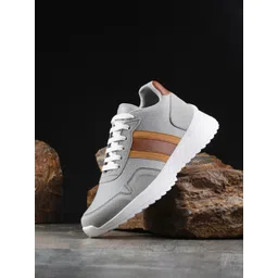 The Roadster Lifestyle Co Men Colorblocked Casual Sneakers