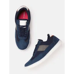 The Roadster Lifestyle Co. Men Colourblocked Sneakers