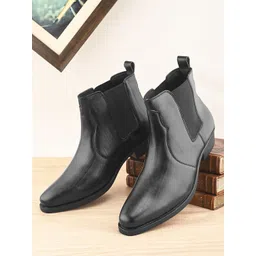 The Roadster Lifestyle Co Men Hiking Trekking Chelsea Boots