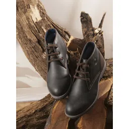 The Roadster Lifestyle Co Men Lace Ups Round Toe Chukka Boots