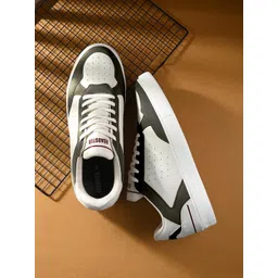 The Roadster Lifestyle Co. Men Off White Round Toe Lace-Up Sneakers