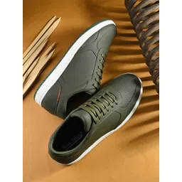 The Roadster Lifestyle Co. Men Olive Round Toe Casual Sneakers