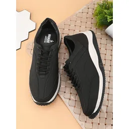 The Roadster Lifestyle Co Men Round Toe Lightweight Lace-up Sneakers