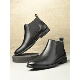 The Roadster Lifestyle Co Men Round Toe Slip-On Chelsea Boots