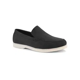 The Roadster Lifestyle Co Men Round Toe Slip-On Sneakers