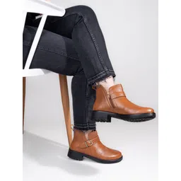 The Roadster Lifestyle Co. Men Round Toe Stylish Chelsea Boots