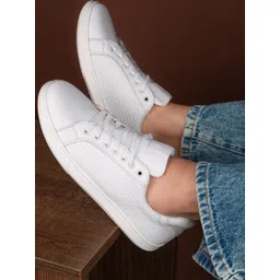 The Roadster Lifestyle Co. Men Textured Comfort Insole Sneakers