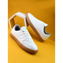 The Roadster Lifestyle Co Men Textured Lace-Up Casual Sneakers